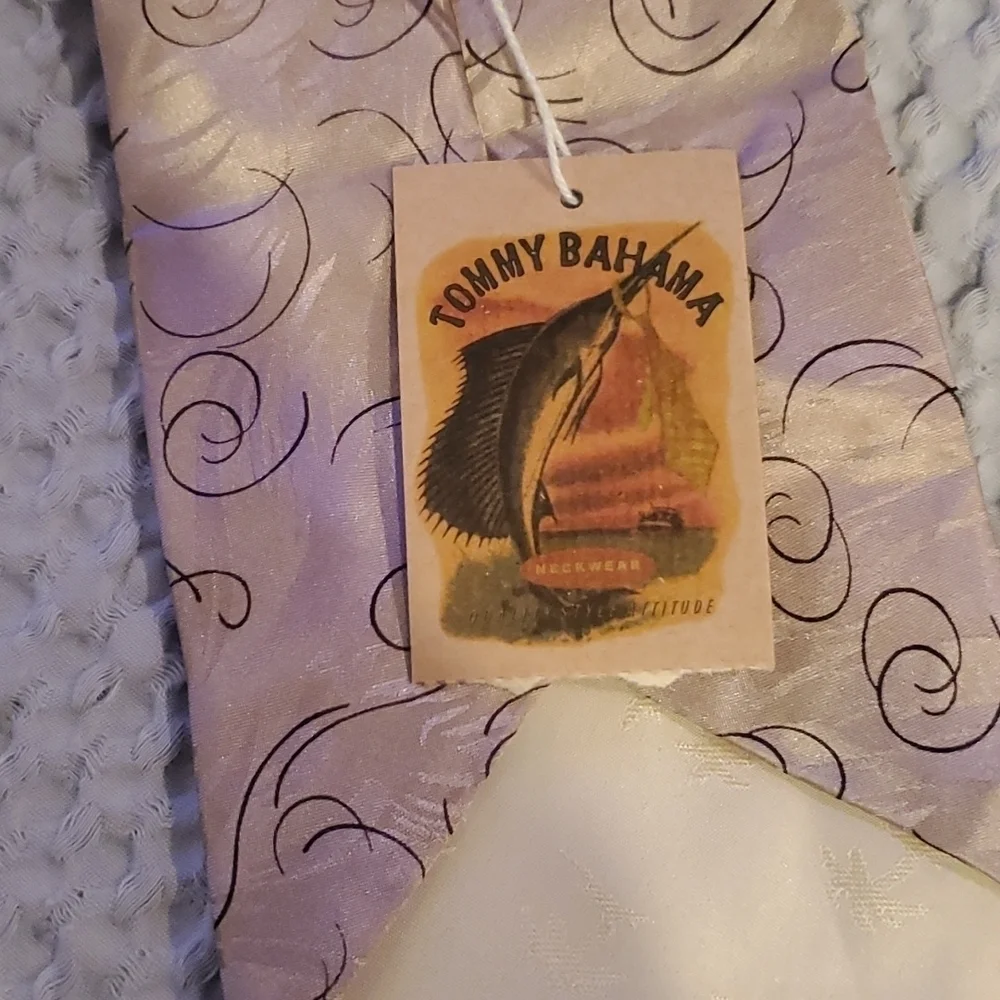 Nwt Tommy Bahama 100% Silk Tie (48)